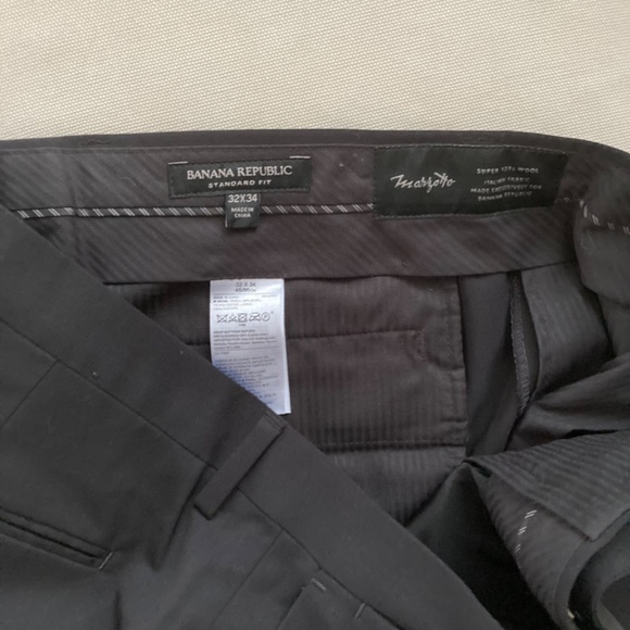 Banana Republic Men's 32 x 34 dress pants - Picture 4 of 7